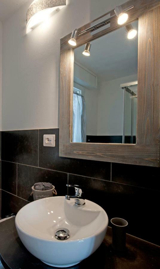 Le - Di Fronte Ospedale Sacro Cuore Bed & Breakfast